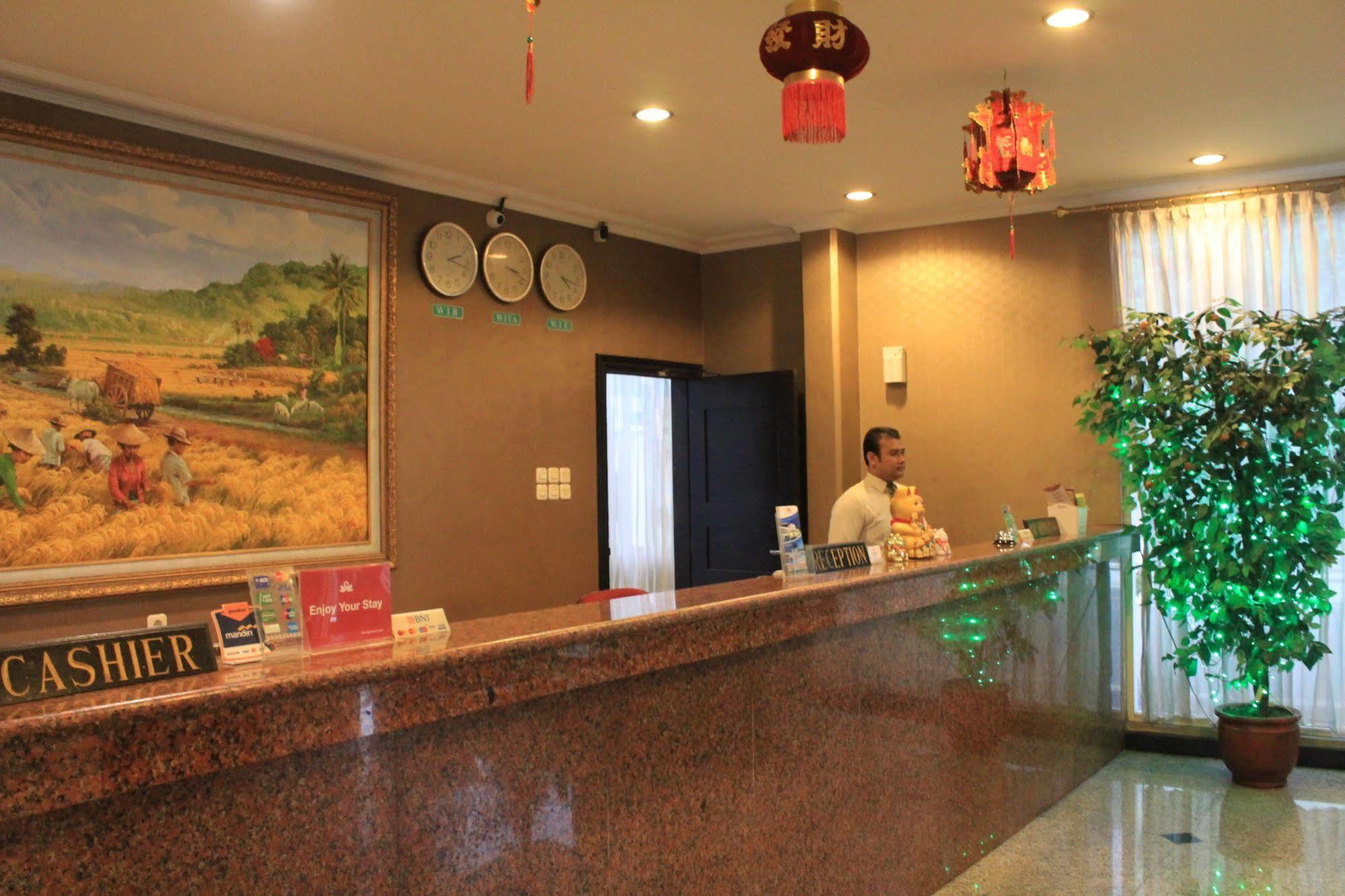 Sedati Hotel Sinar 3 מראה חיצוני תמונה