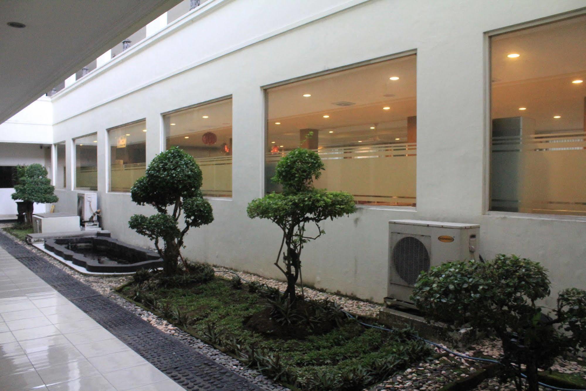 Sedati Hotel Sinar 3 מראה חיצוני תמונה