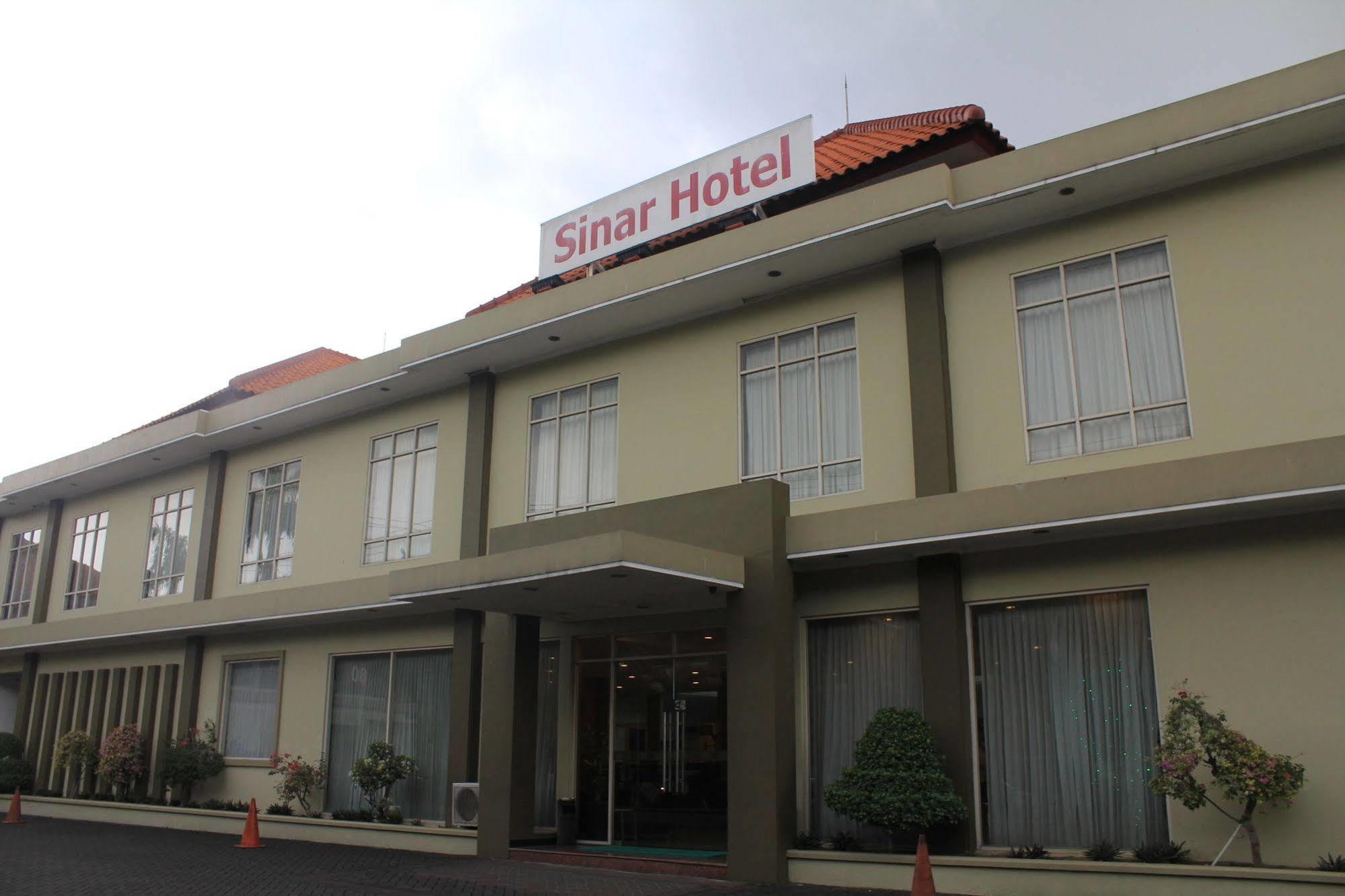 Sedati Hotel Sinar 3 מראה חיצוני תמונה